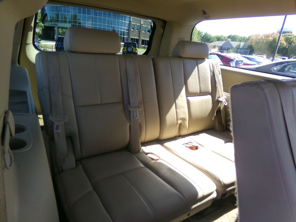2012 Chevrolet Suburban Image 49