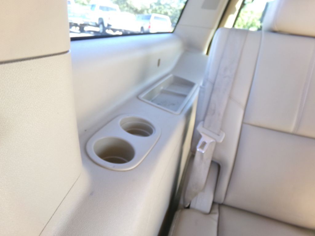2012 Chevrolet Suburban Image 50