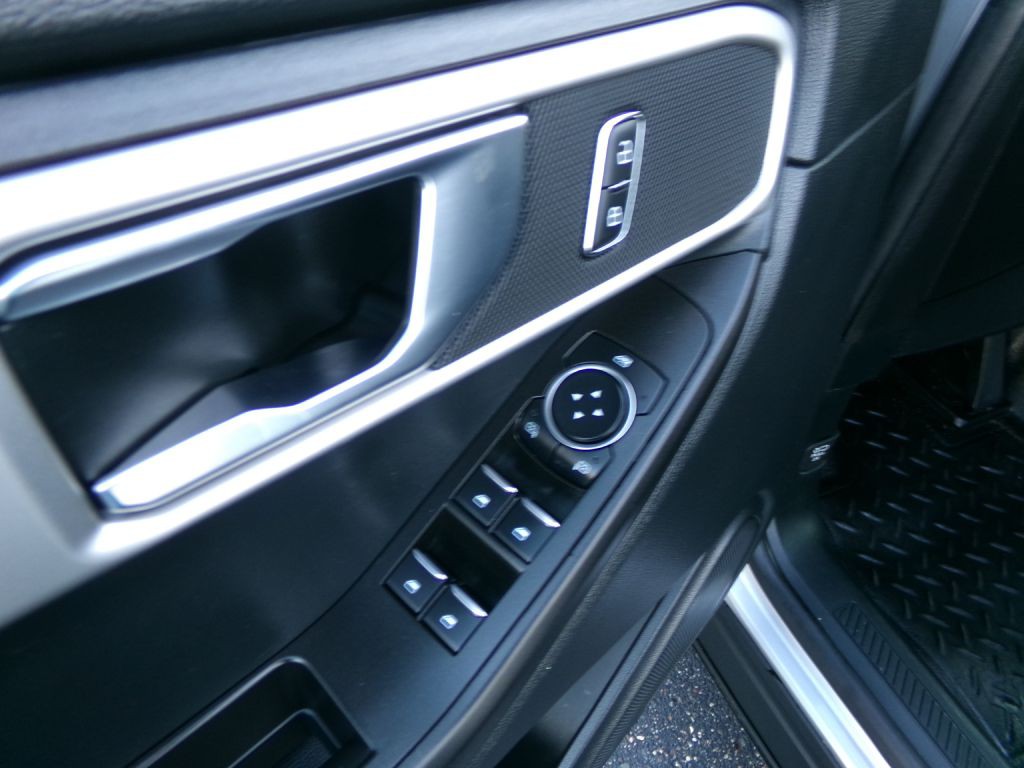 2020 Ford Explorer Image 10