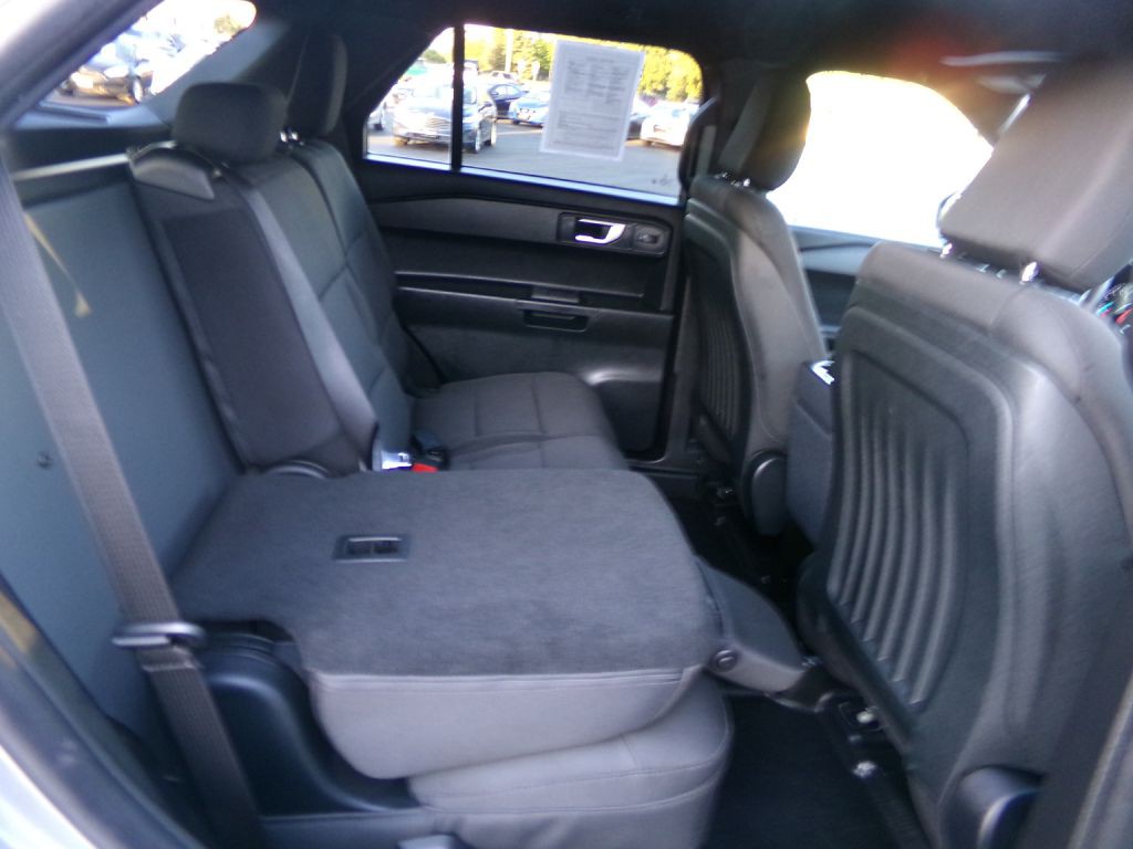2020 Ford Explorer Image 39