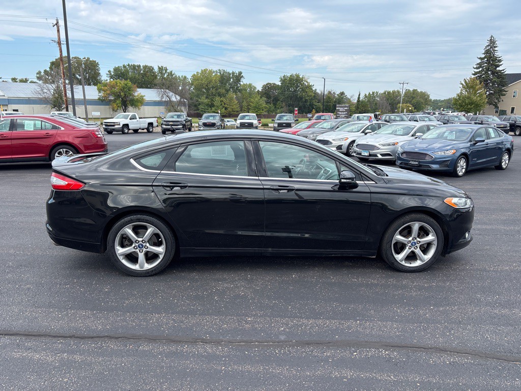 2013 Ford Fusion Image 2