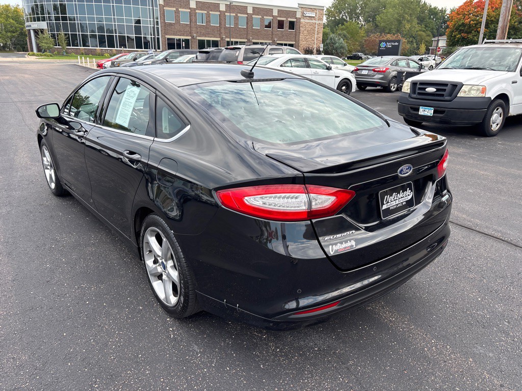 2013 Ford Fusion Image 5
