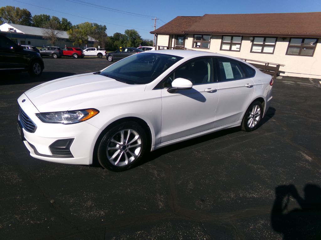 2020 Ford Fusion Image 6