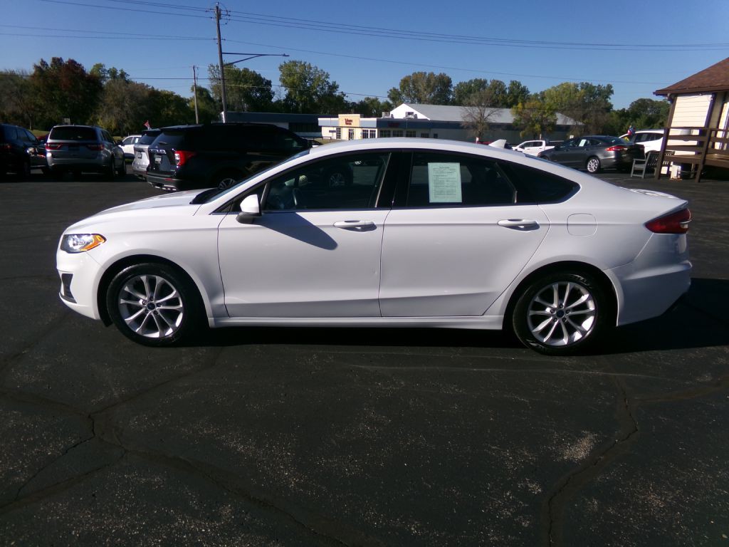2020 Ford Fusion Image 7