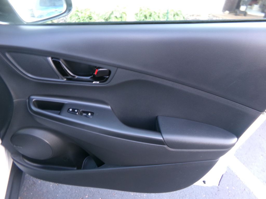 2021 Hyundai Kona Image 38