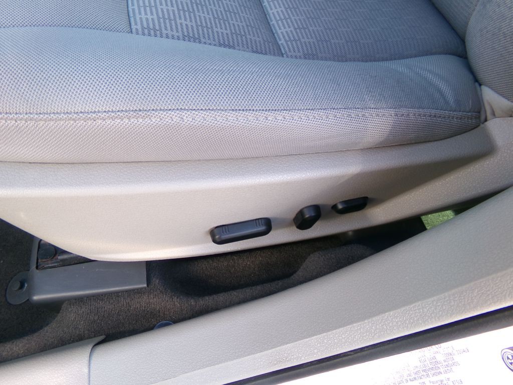 2011 Ford Fusion Image 12