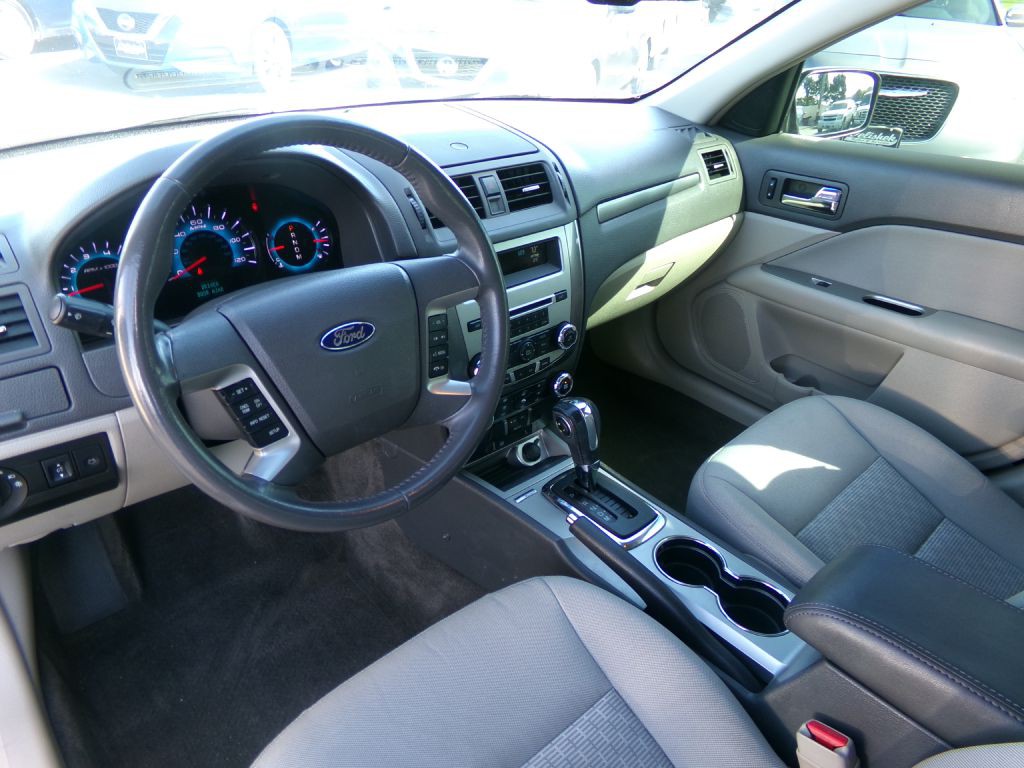 2011 Ford Fusion Image 14