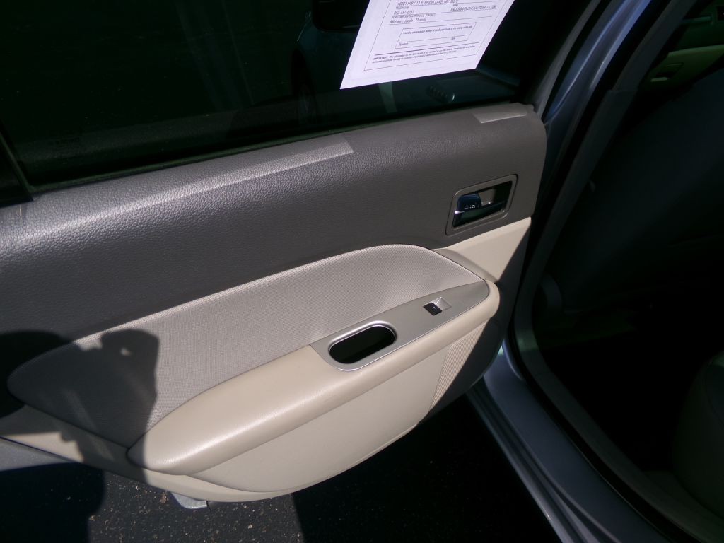 2011 Ford Fusion Image 27