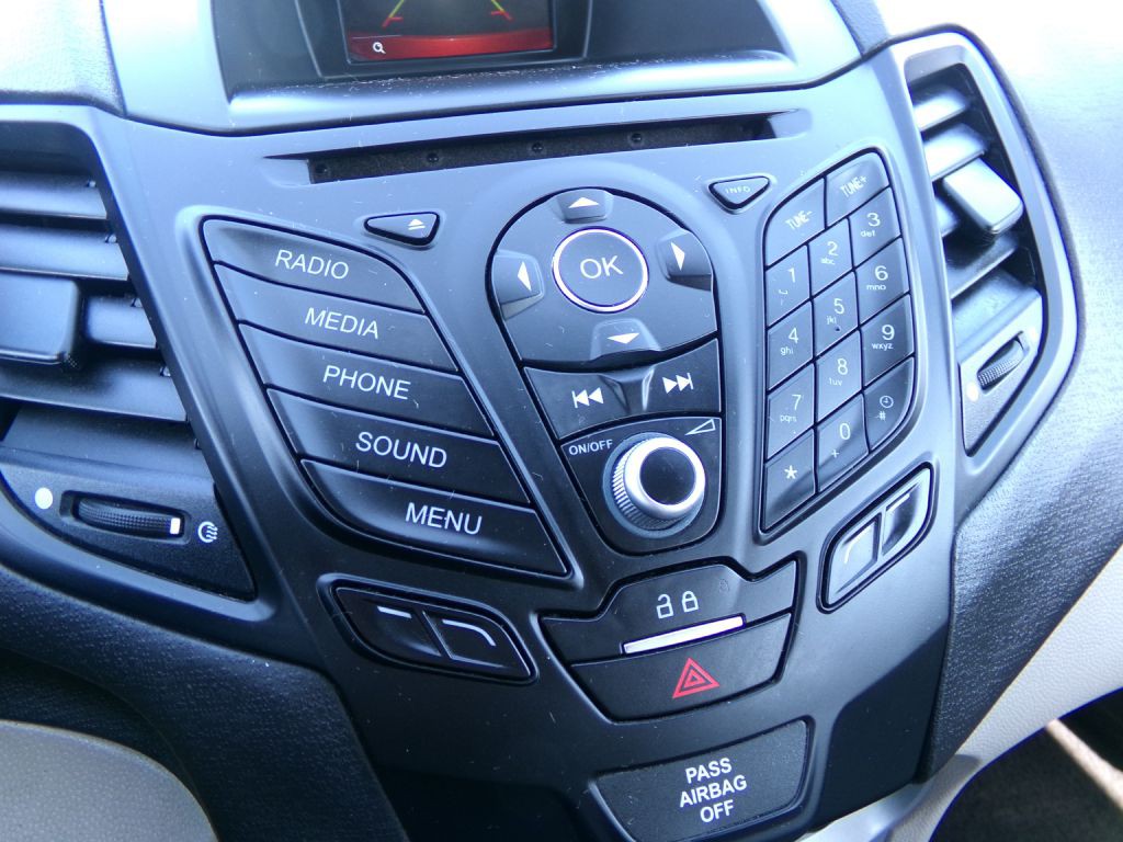 2019 Ford Fiesta Image 18