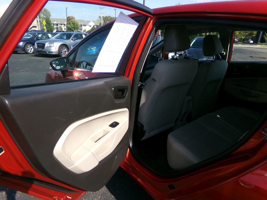 2019 Ford Fiesta Image 23