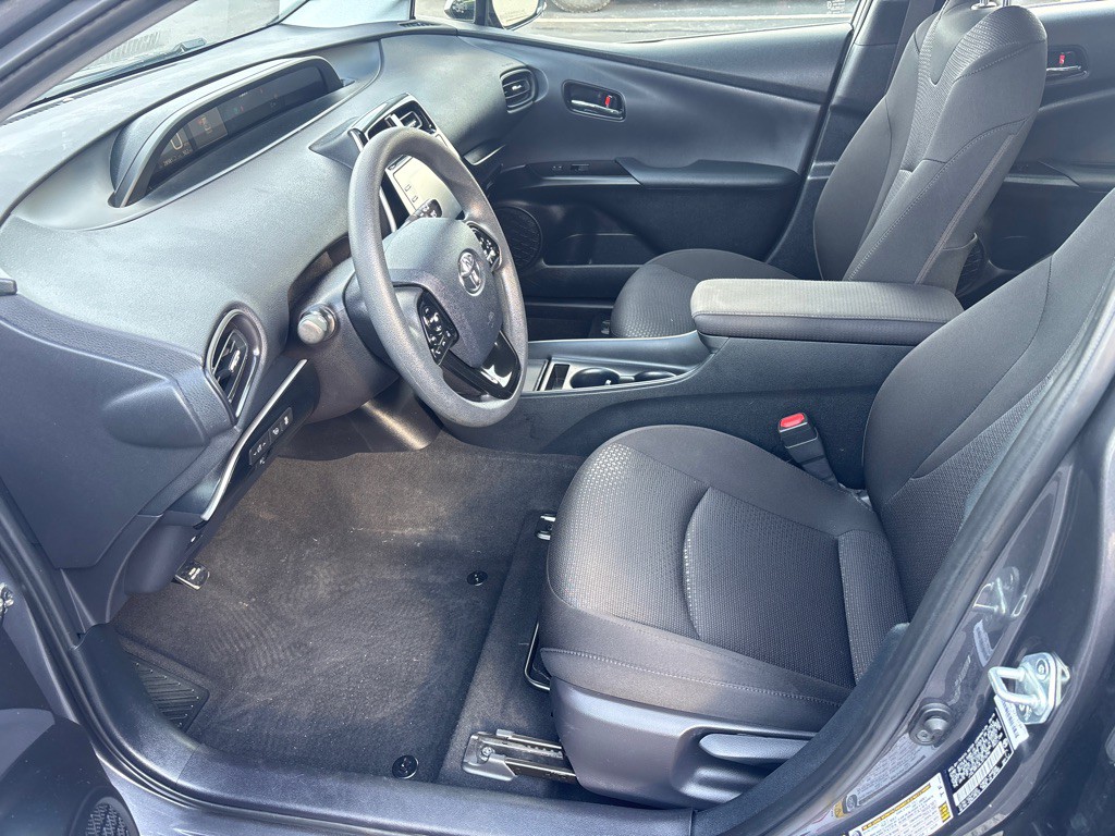 2020 Toyota Prius Image 11