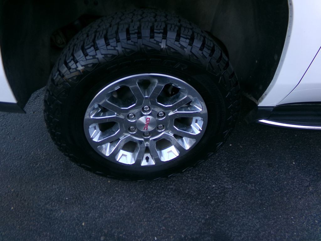 2018 GMC Yukon Image 59