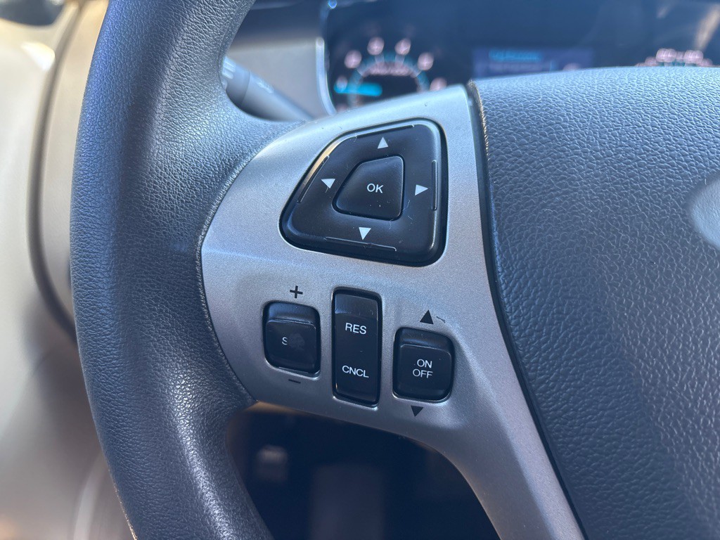 2016 Ford Taurus Image 15