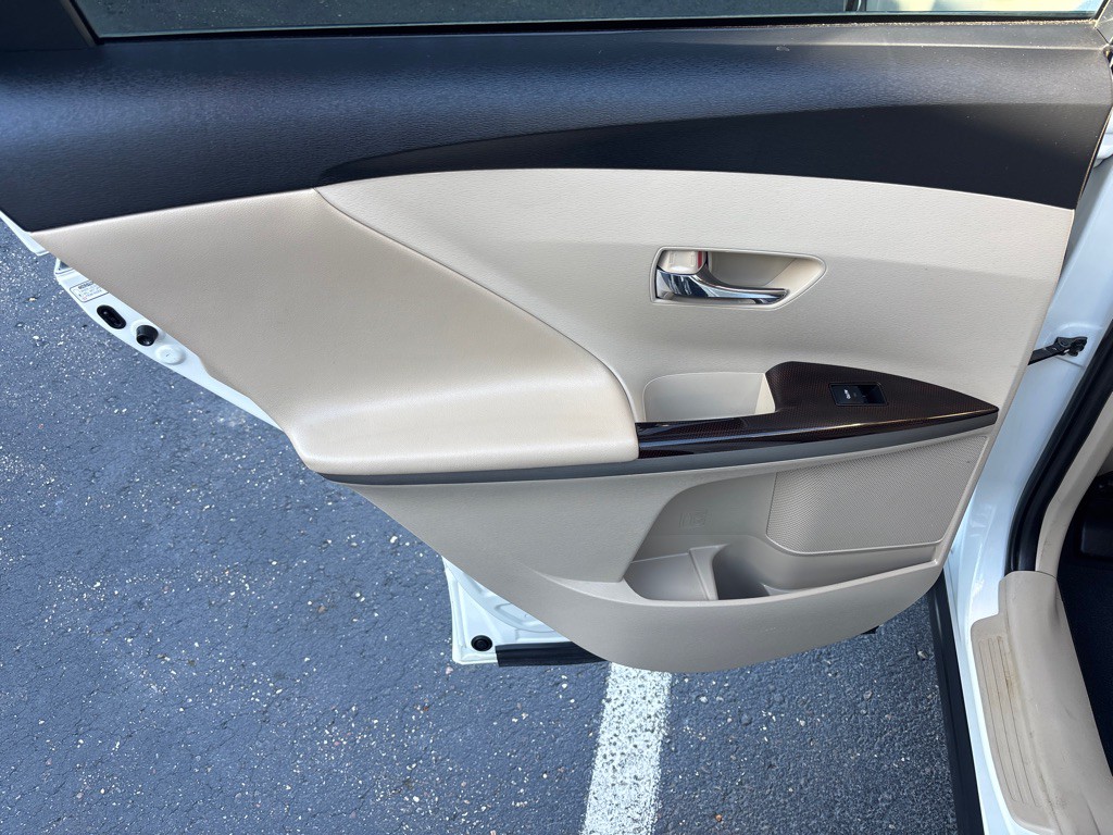 2009 Toyota Venza Image 20