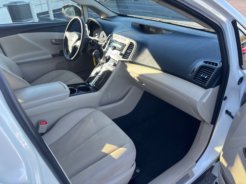 2009 Toyota Venza Image 26