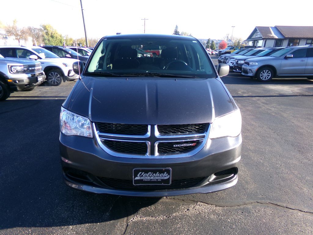 2016 Dodge Grand Caravan Image 3