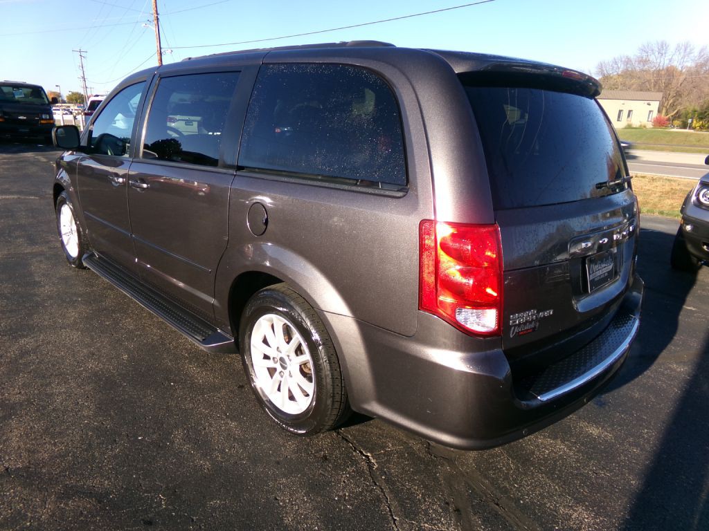2016 Dodge Grand Caravan Image 4