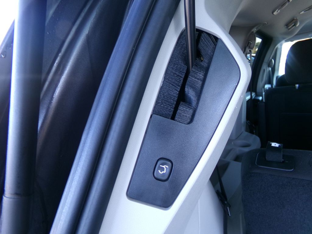 2016 Dodge Grand Caravan Image 42