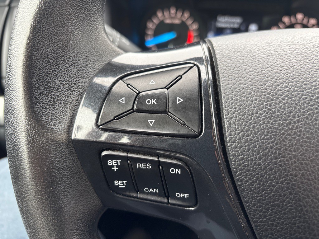 2019 Ford Explorer Image 17