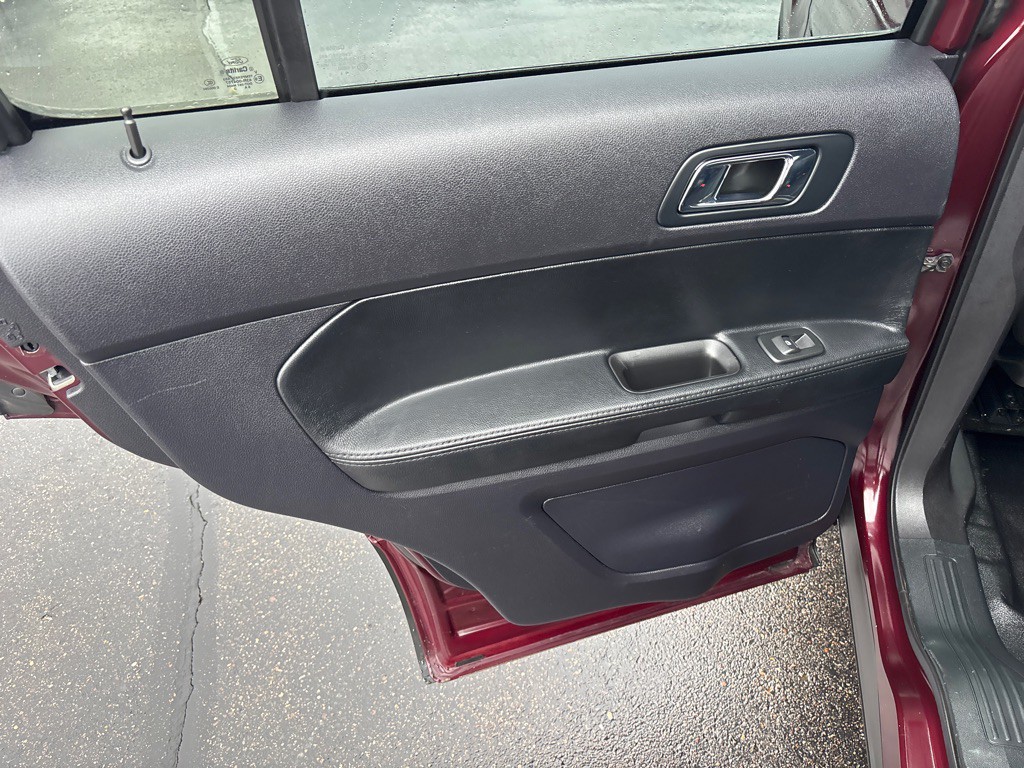 2019 Ford Explorer Image 26