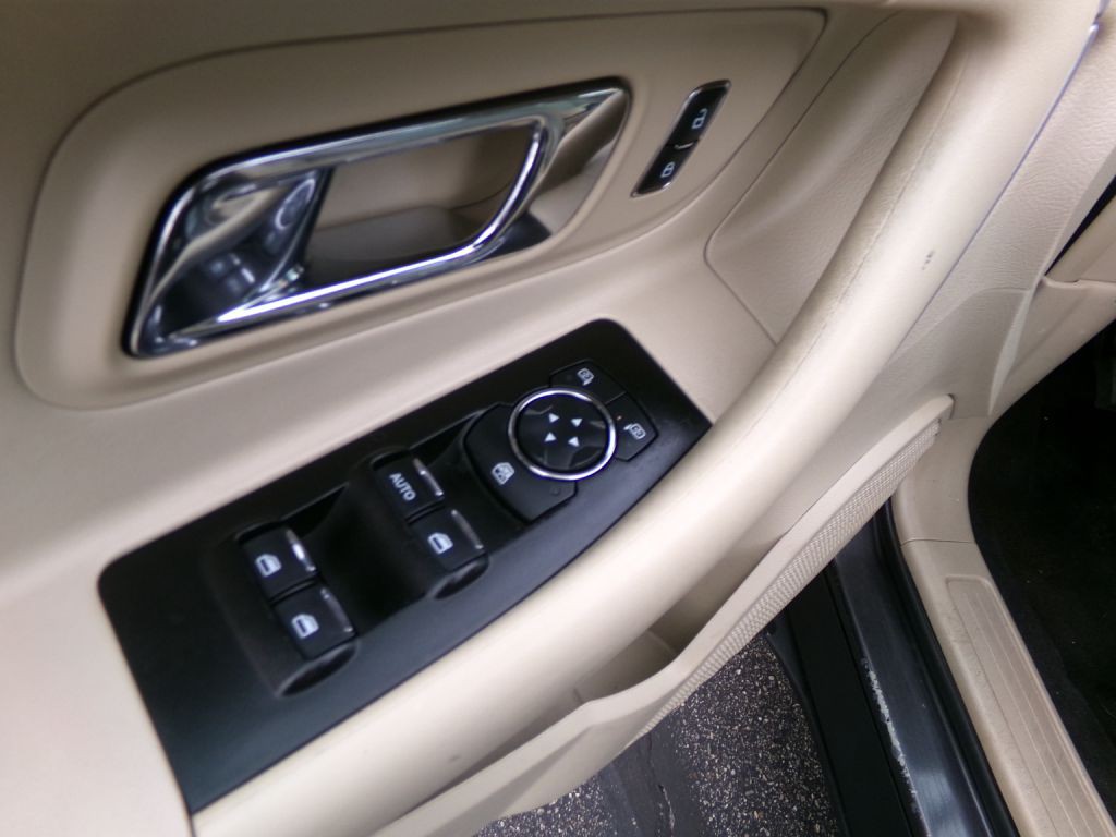 2016 Ford Taurus Image 10