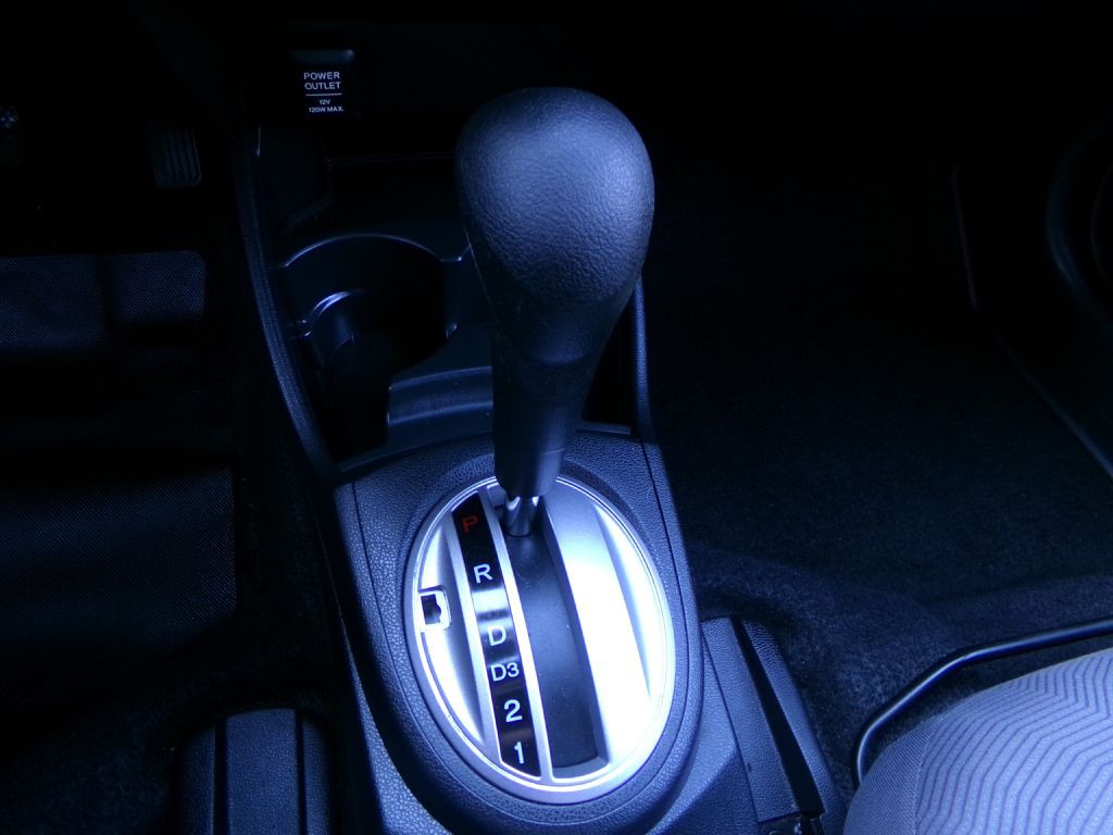 2009 Honda Fit Image 16