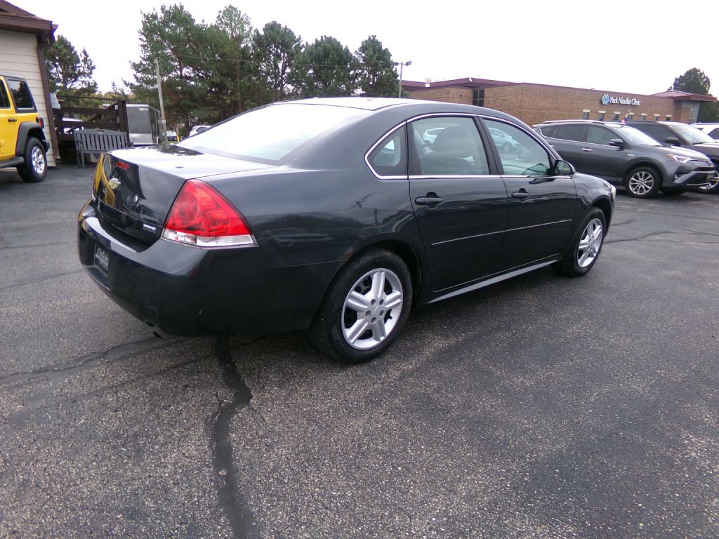 2013 Chevrolet Impala Image 3