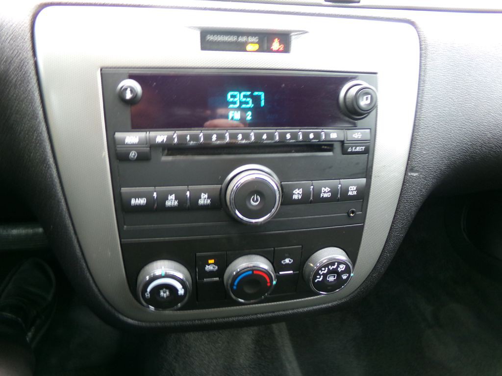 2013 Chevrolet Impala Image 19