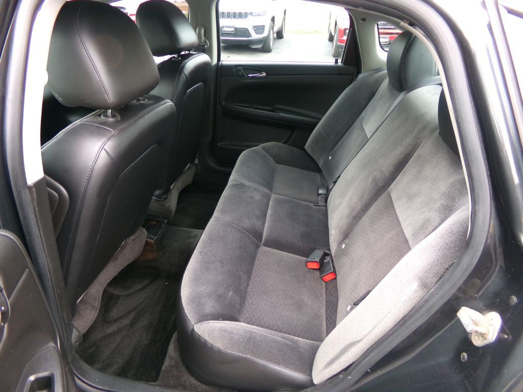 2013 Chevrolet Impala Image 21