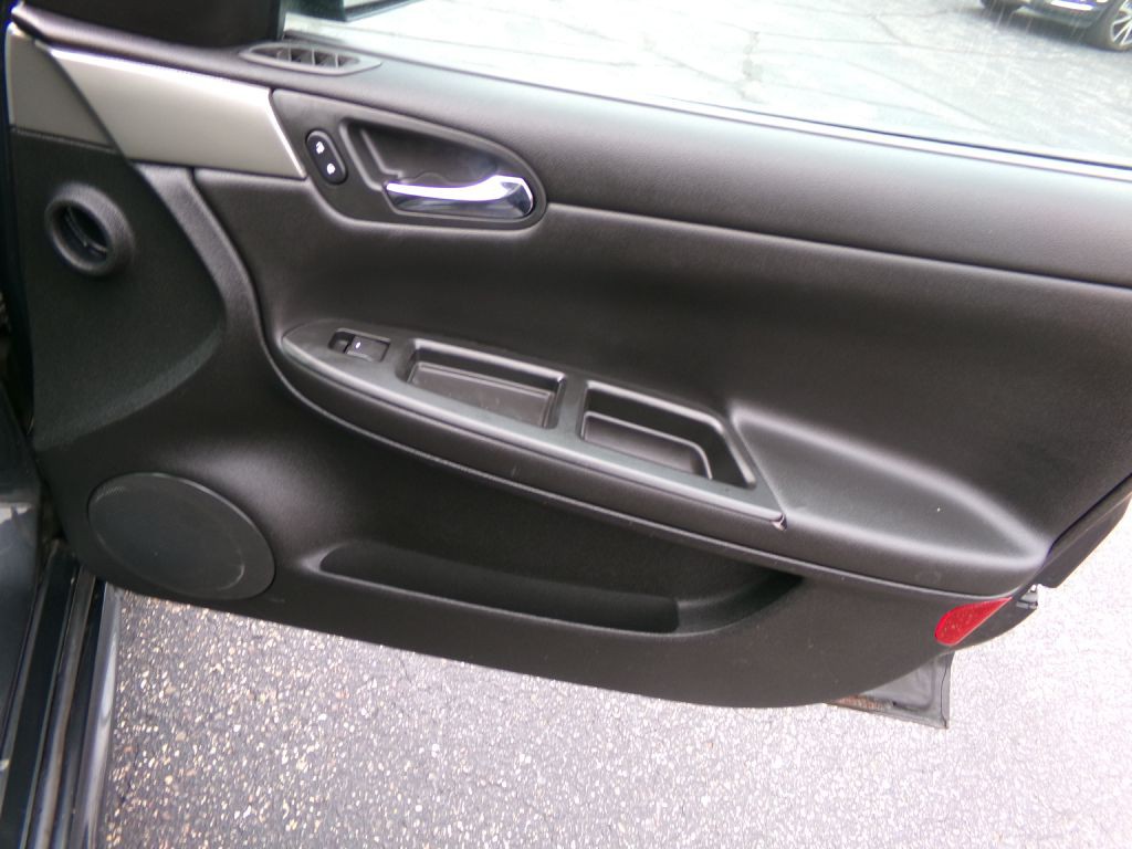 2013 Chevrolet Impala Image 23