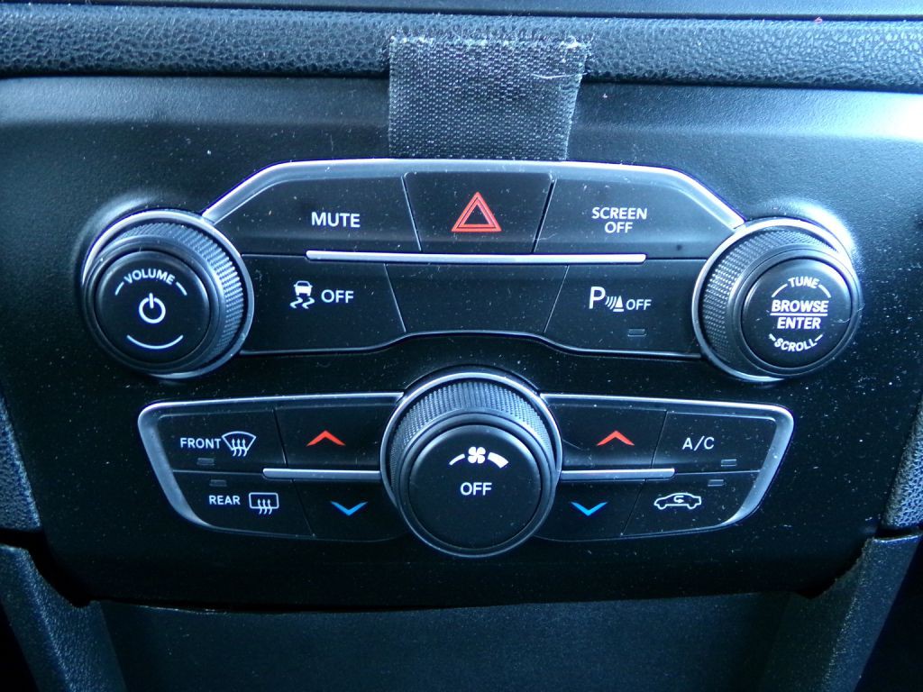 2020 Dodge Charger Image 18