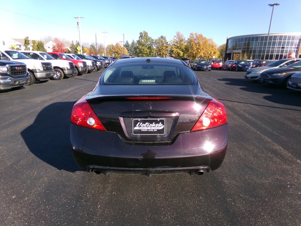 2010 Nissan Altima Image 4