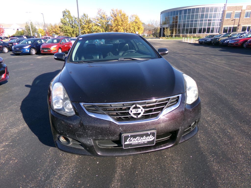 2010 Nissan Altima Image 8