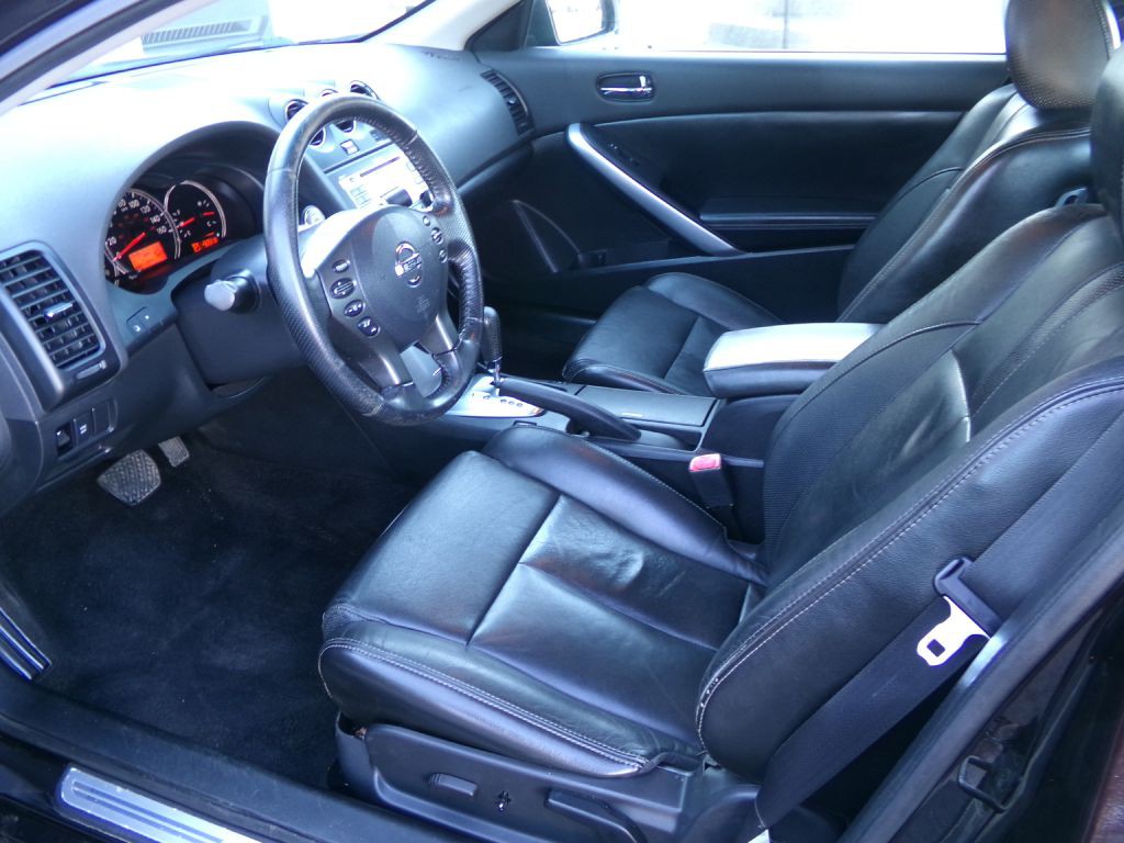 2010 Nissan Altima Image 13