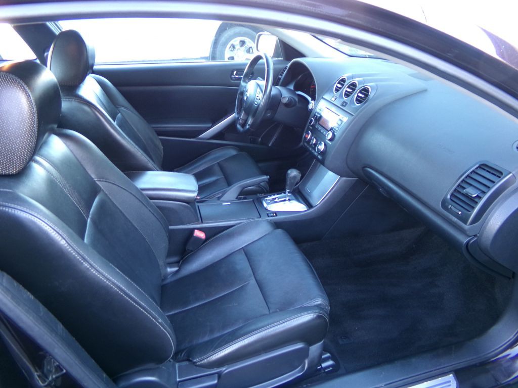 2010 Nissan Altima Image 30