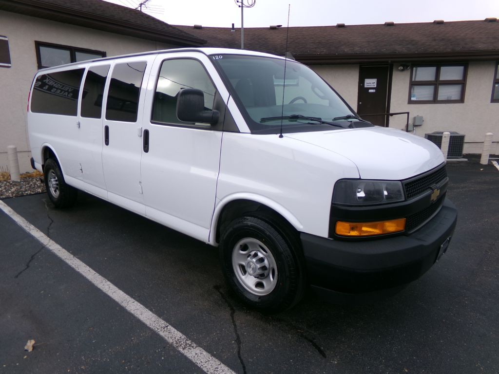 2019 Chevrolet Express Image 1