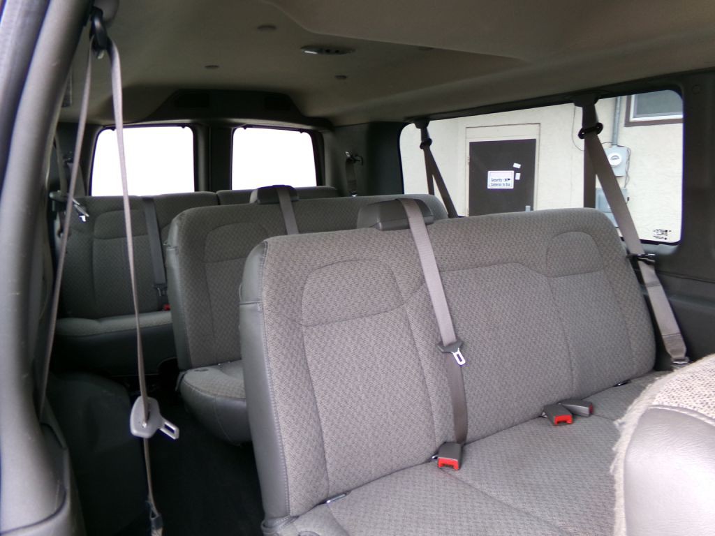 2019 Chevrolet Express Image 23