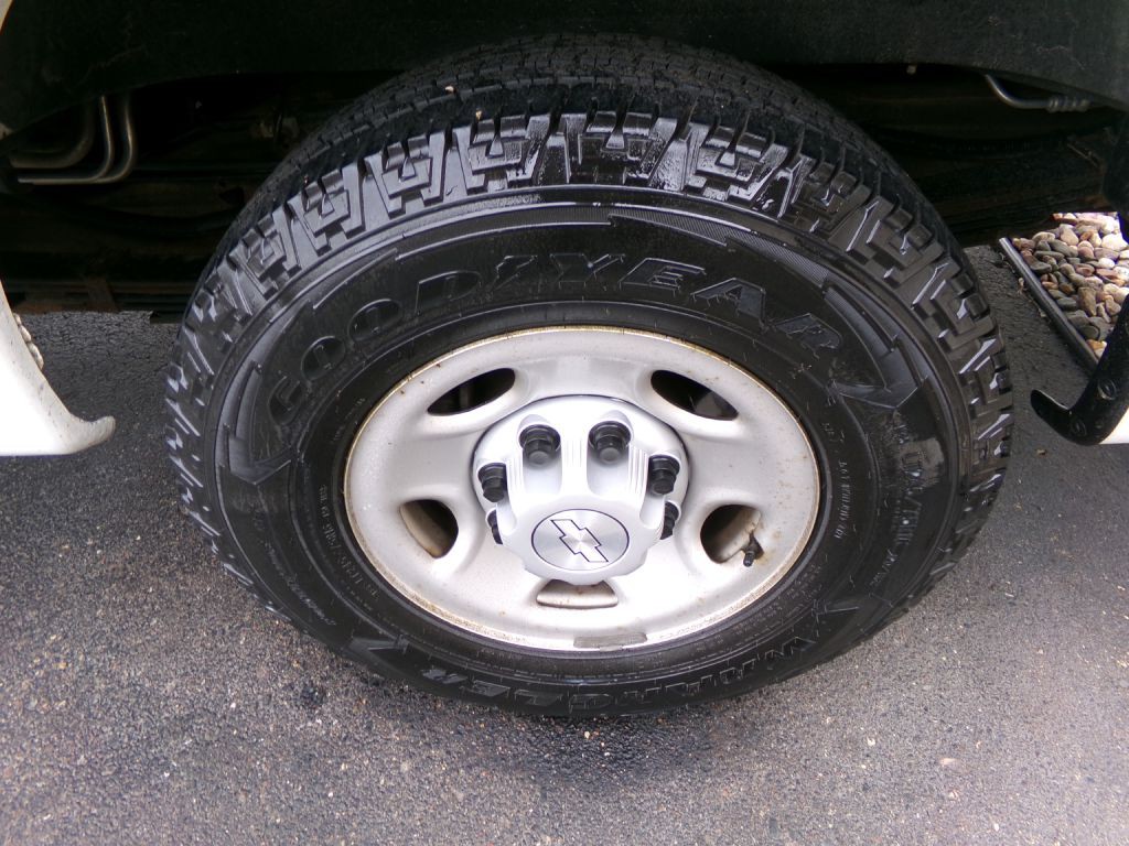 2019 Chevrolet Express Image 33