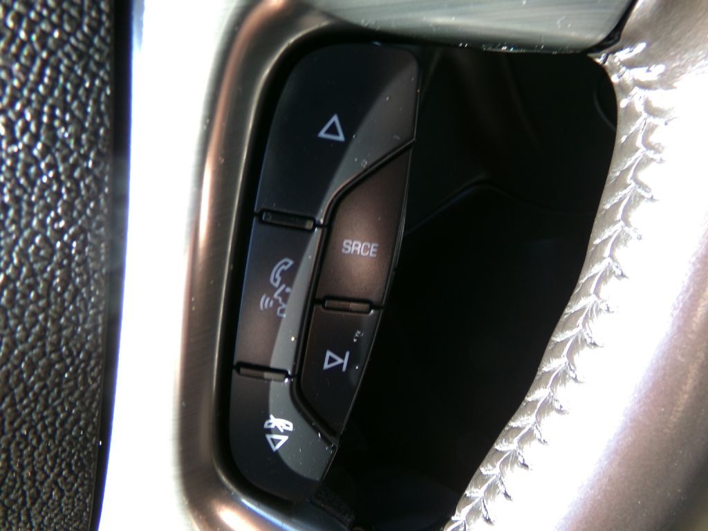 2017 Chevrolet Express Image 14