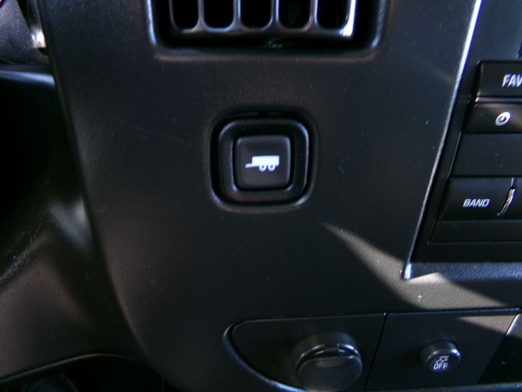 2017 Chevrolet Express Image 16