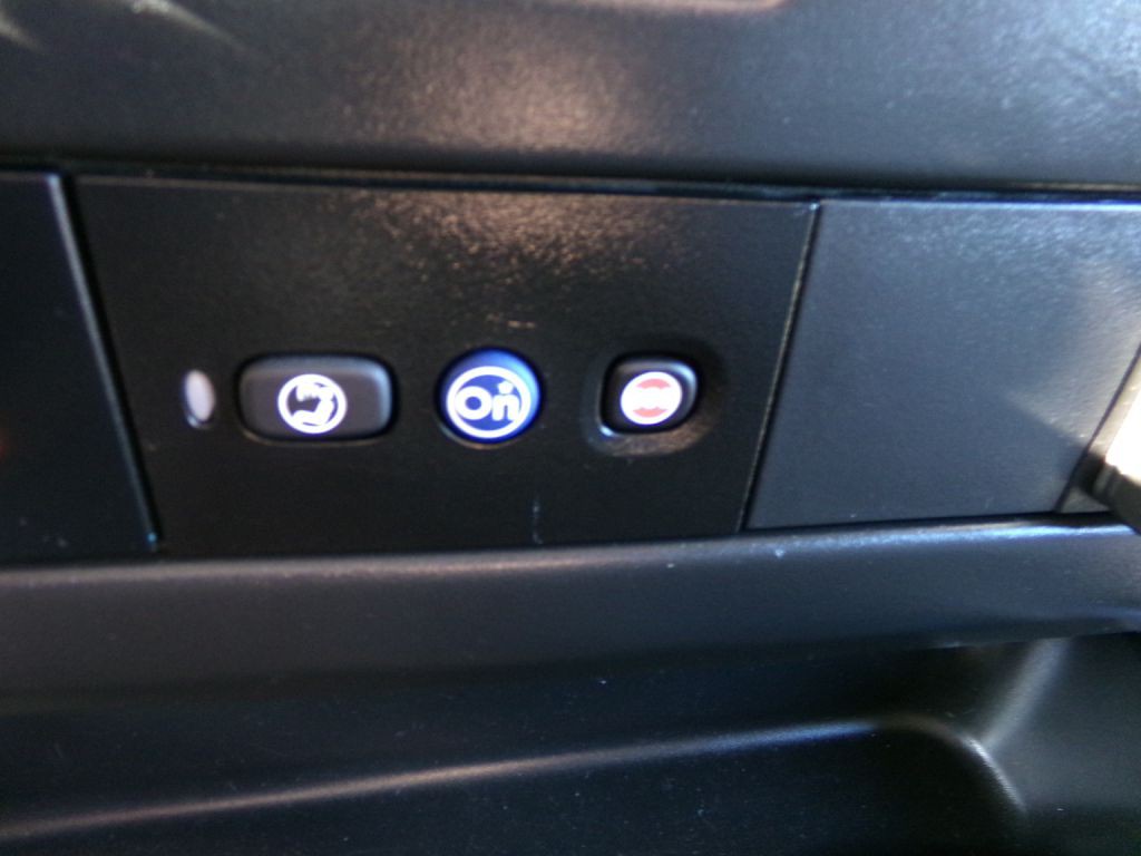 2017 Chevrolet Express Image 21