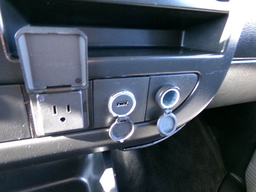 2017 Chevrolet Express Image 22