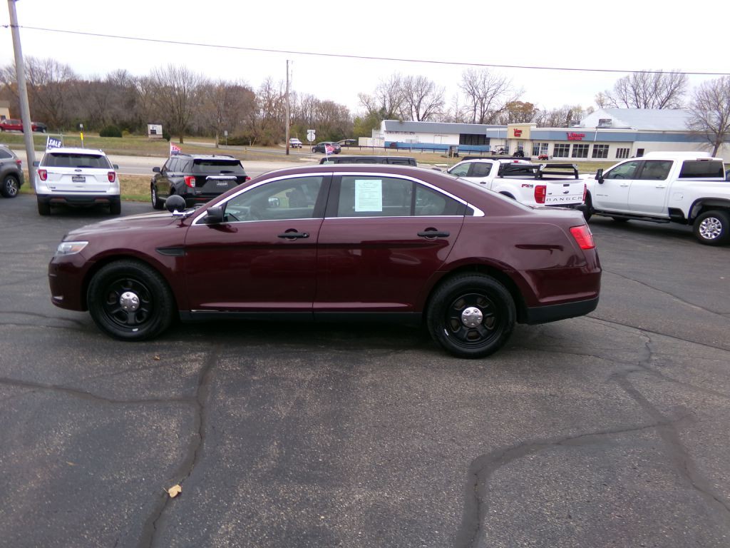 2017 Ford Taurus Image 7