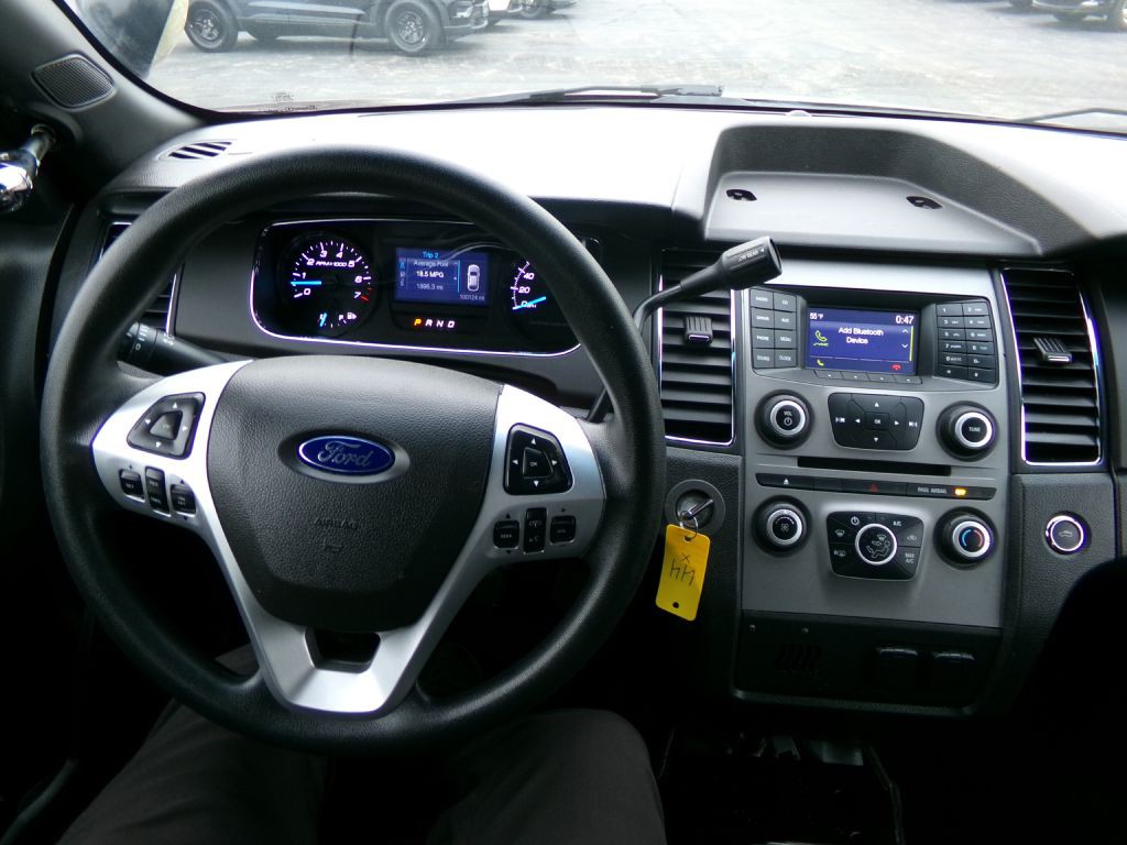 2017 Ford Taurus Image 15