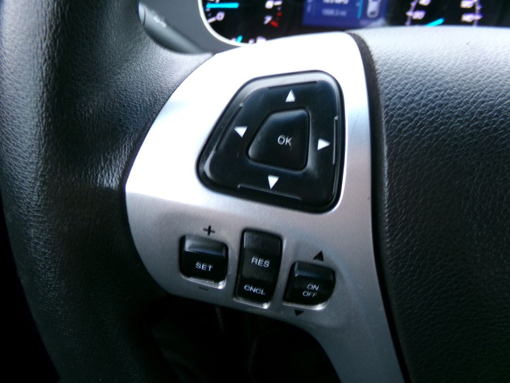 2017 Ford Taurus Image 16