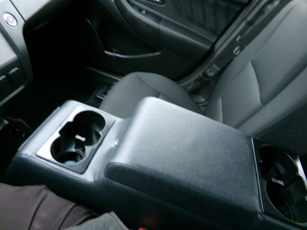 2017 Ford Taurus Image 24