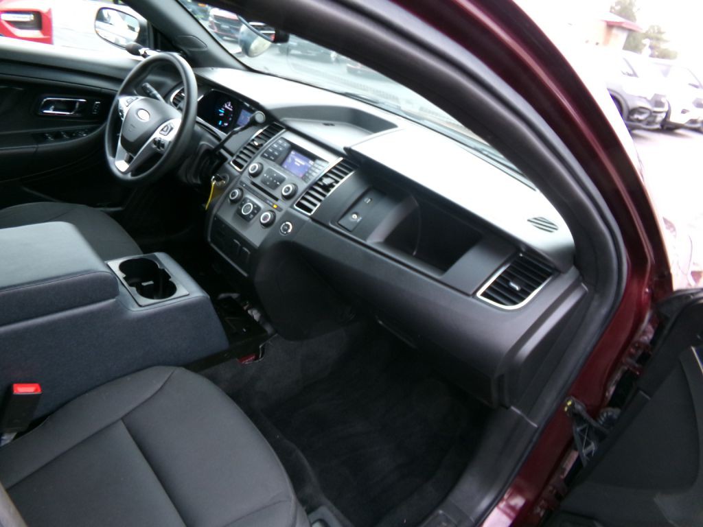 2017 Ford Taurus Image 33