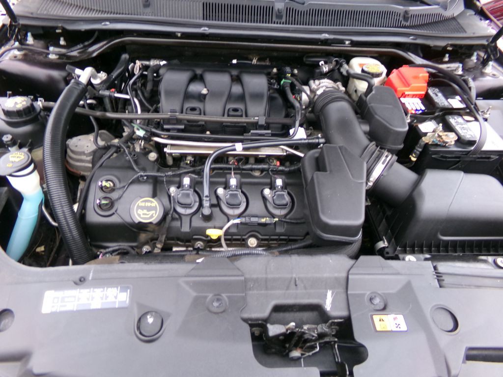 2017 Ford Taurus Image 42