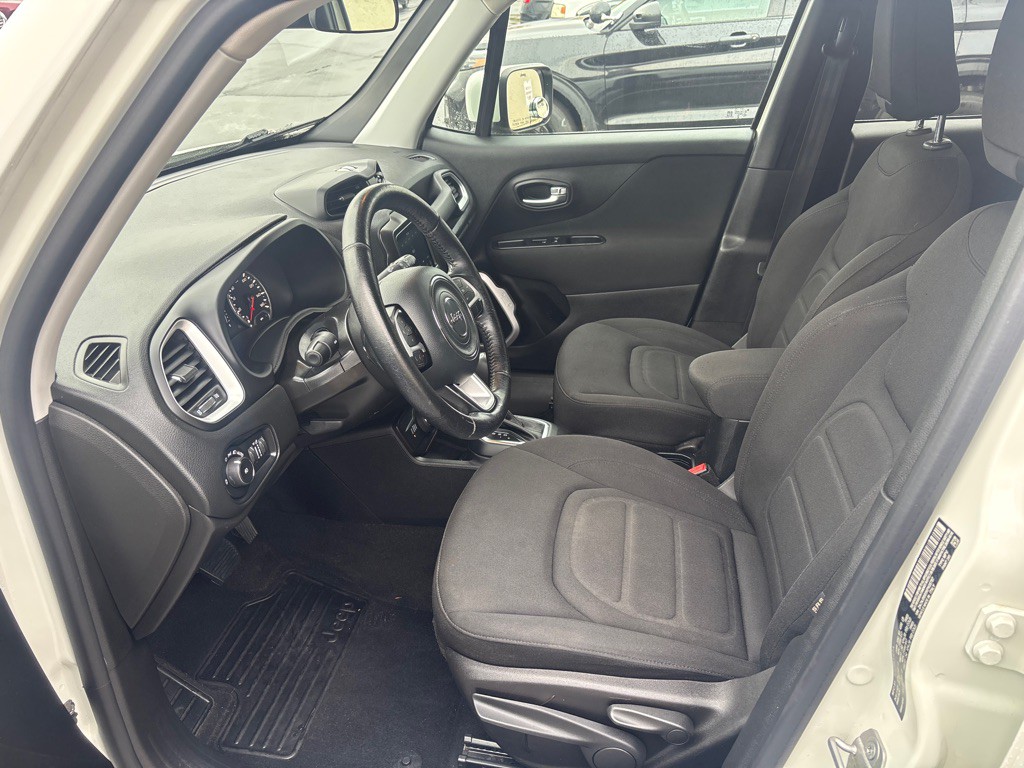 2019 Jeep Renegade Image 11