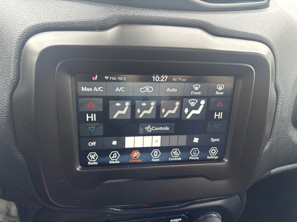 2019 Jeep Renegade Image 18